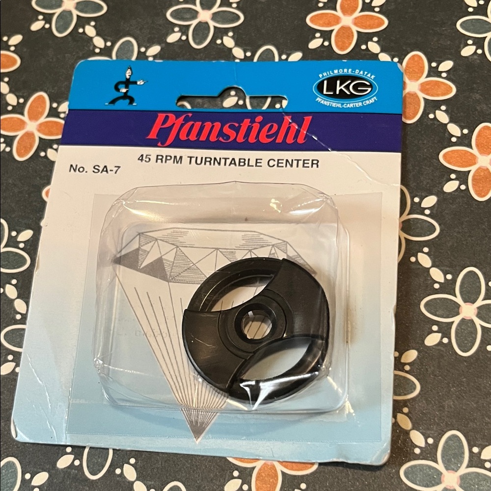 Black 45 RPM Turntable Center